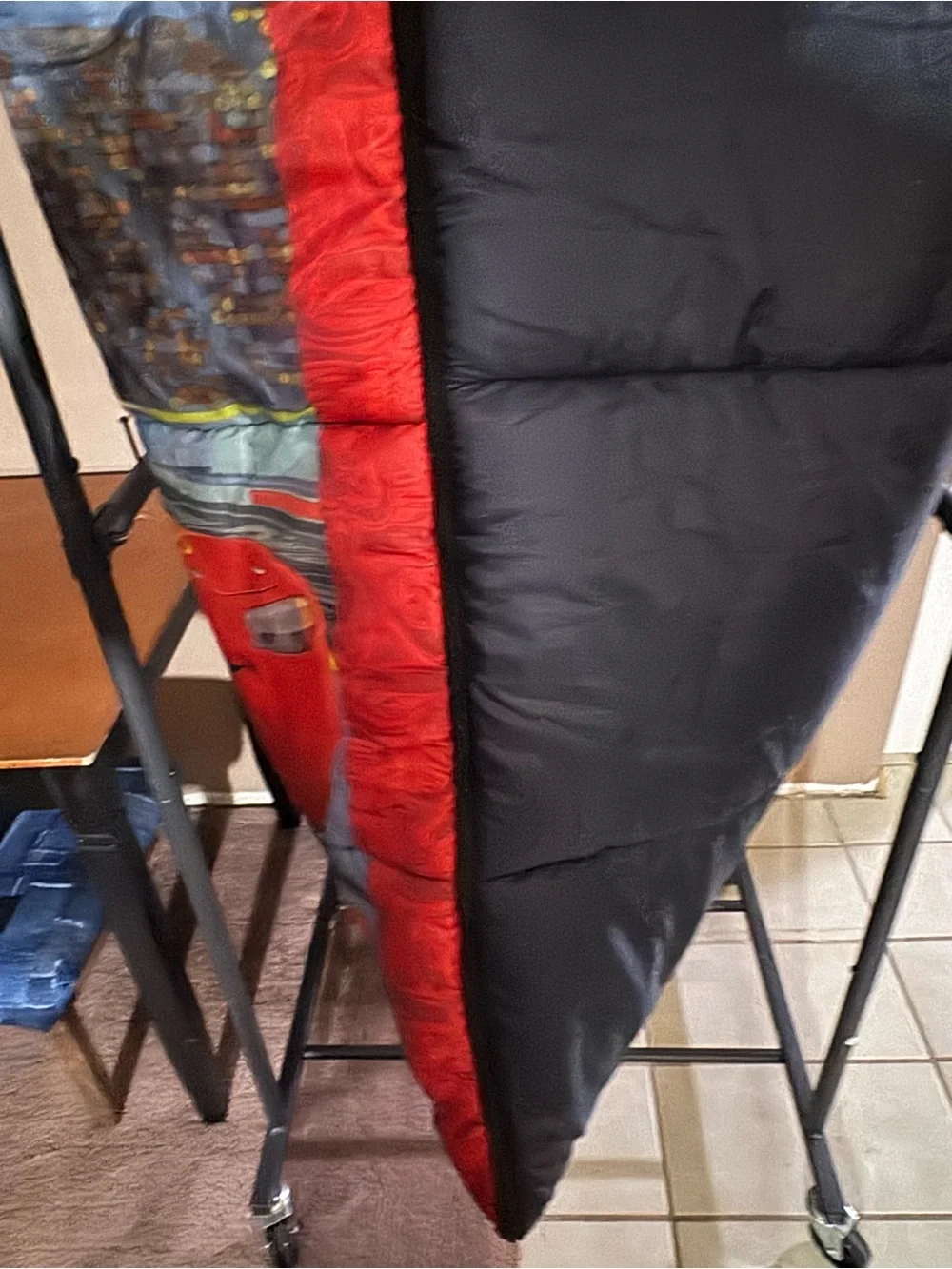 Official Cars 3 Lightning McQueen Red Kids zip up Sleeping Bag 28”x56” EUC